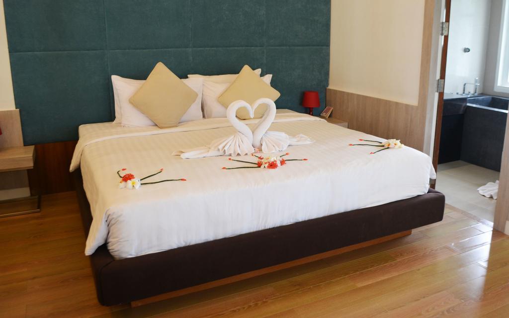 Replay Pool Villa Beachfront Samui Bang Rak Beach  Extérieur photo
